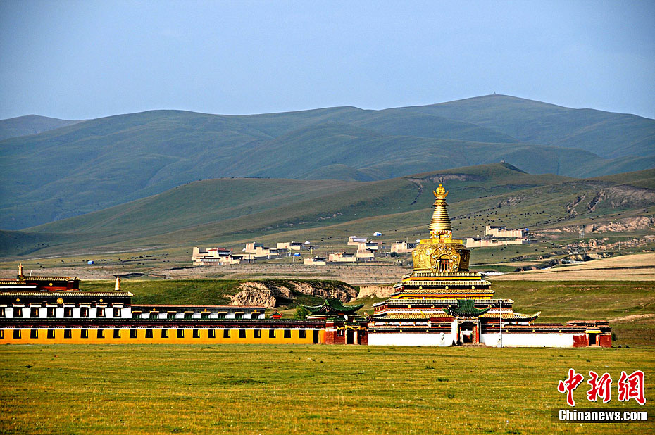 A scenic view of Aba Dazangsi