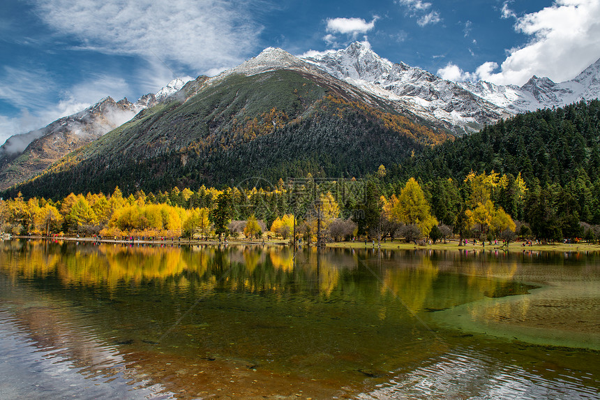A scenic view of Aba Putoushan Suitang Shike