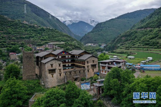 The Ultimate Travel Guide to Aba Zhuokeji Tusi Guanzhai: Where Tradition Meets Nature