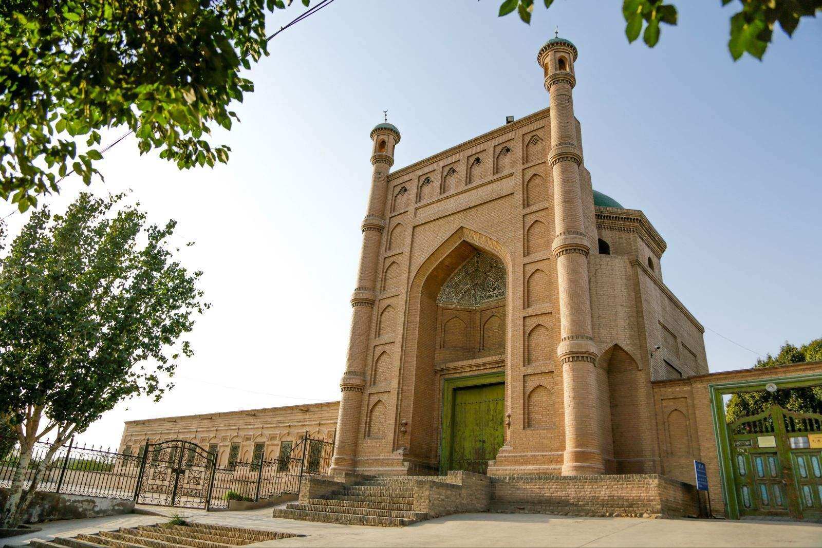 A scenic view of Aksu Kuche Dasi