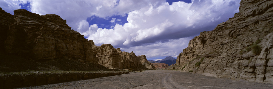 A scenic view of Aksu Kuche Dasi