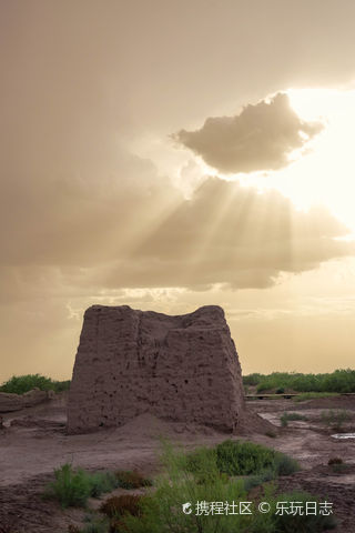 A scenic view of Aksu Kuona Qilan Yizhi