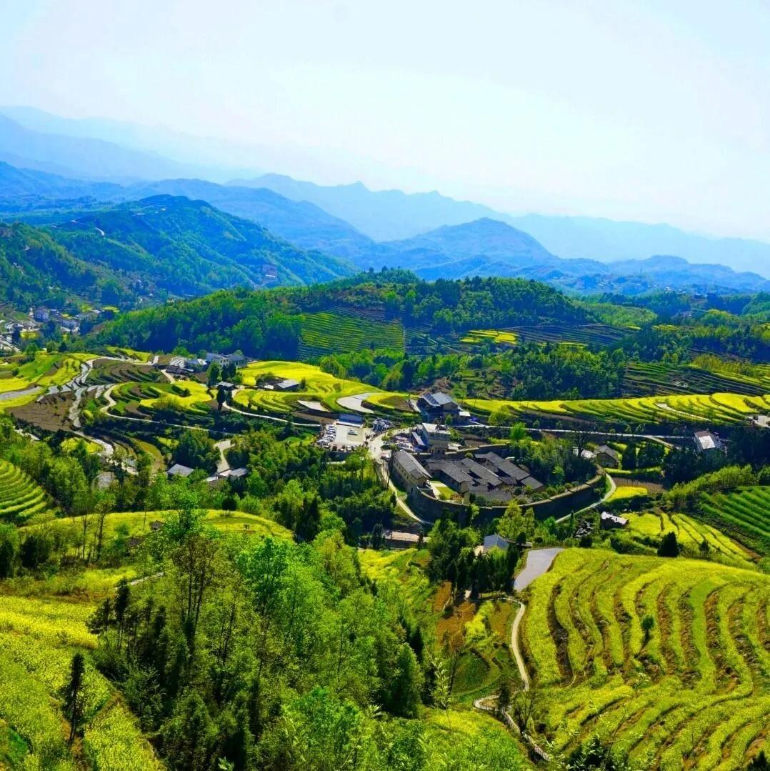 A scenic view of Ankang Fengyan Terraced Fields