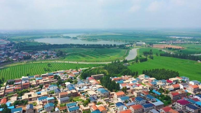 A scenic view of Anyang Dayunhe Huaxianduan