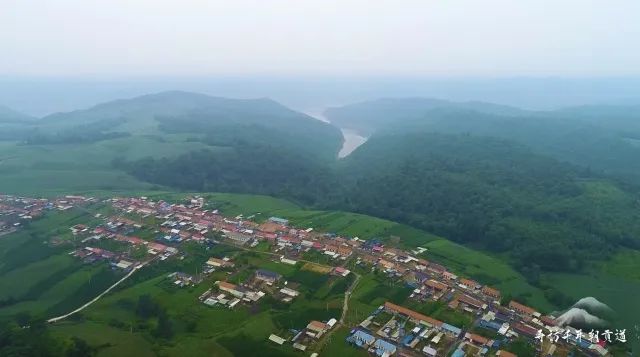 A scenic view of Baishan Xintunzi Xishan Yizhi