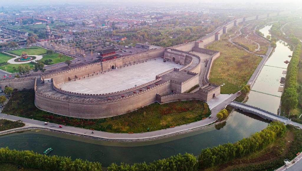 A scenic view of Baoding Bahui Temple Sutra Carvings