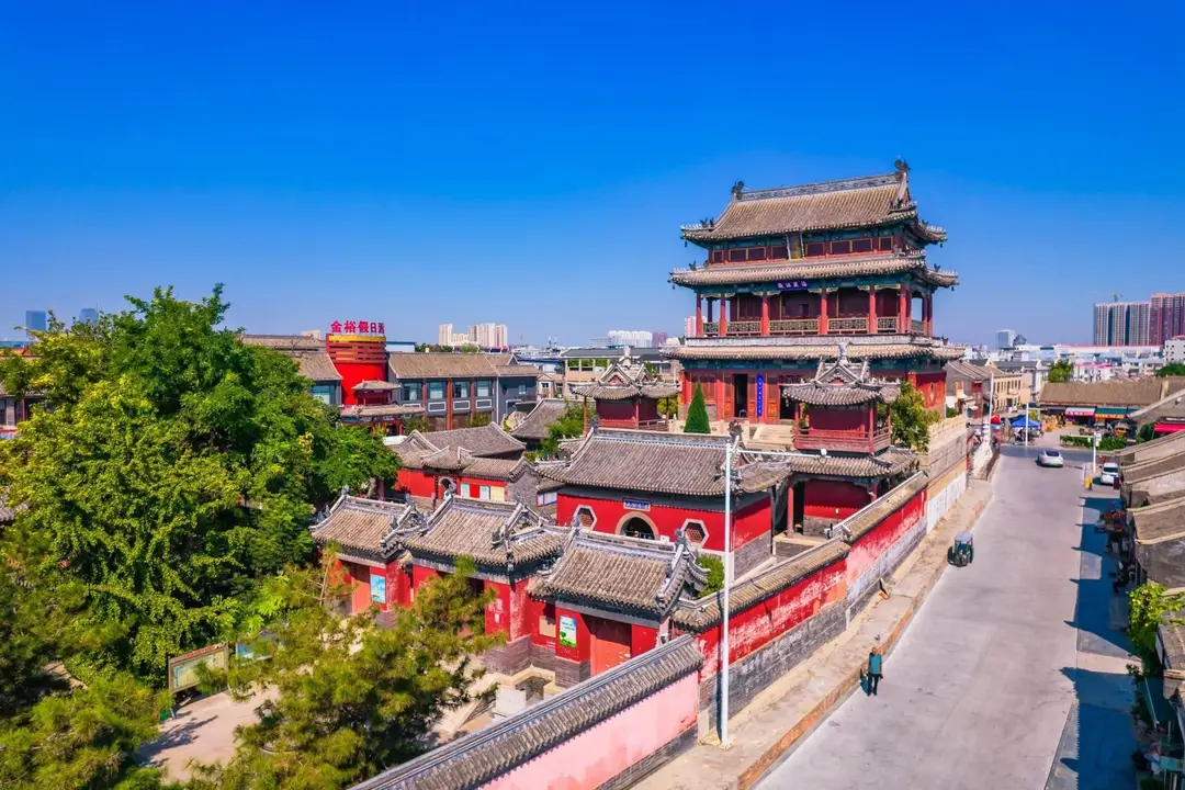 A scenic view of Baoding Ciyun Pavilion