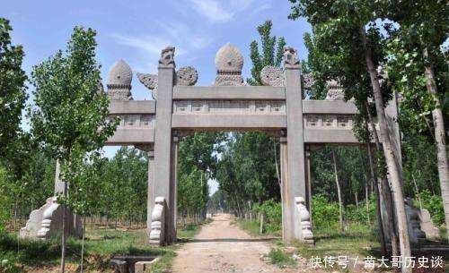 A scenic view of Baoding Prince Yixian Tomb