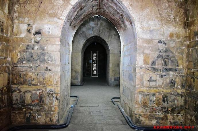 A scenic view of Baoding Suoyaocun Mural Tomb