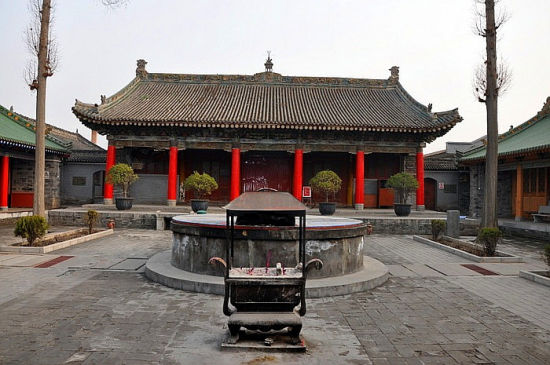 A scenic view of Baoji Fufeng Chenghuang Temple