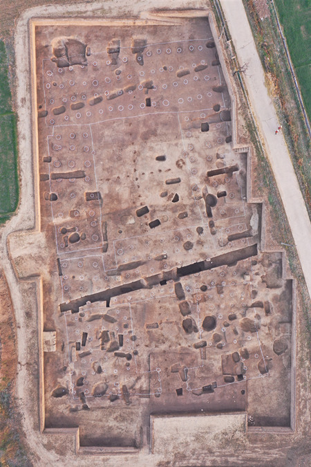 A scenic view of Baoji Zhaojiatai Site