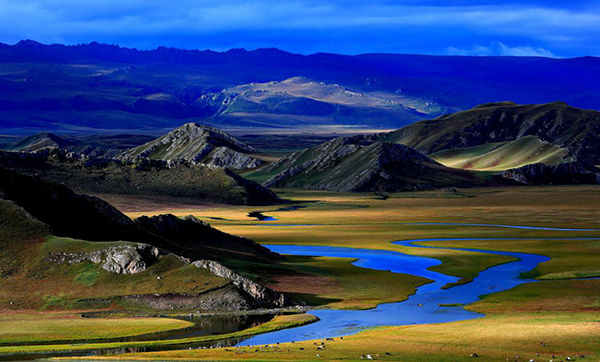 A scenic view of Bayingolin Bogedaqin Gucheng Yizhi