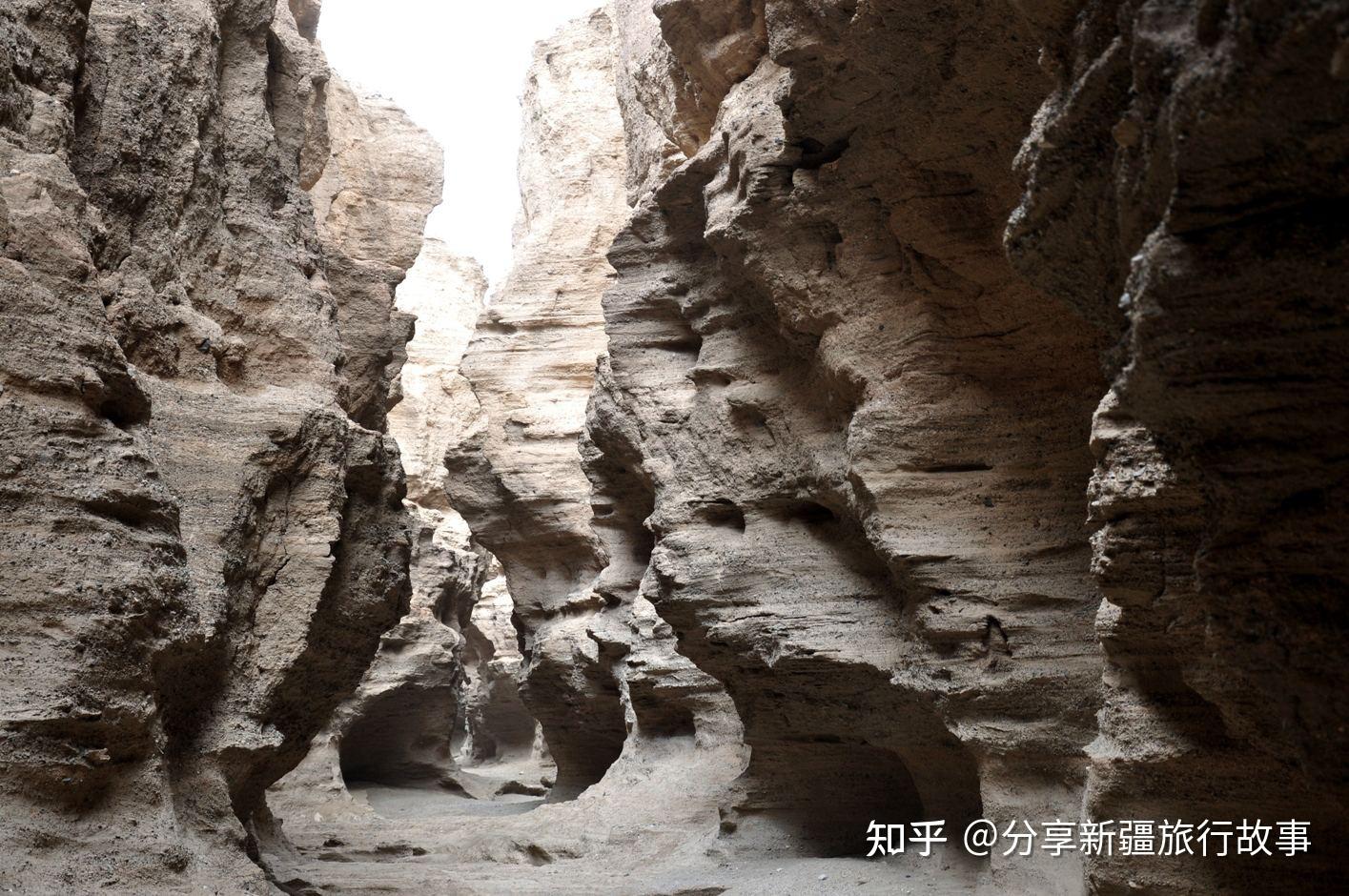 A scenic view of Bayingolin Kuona Xiehaier Gucheng Yizhi