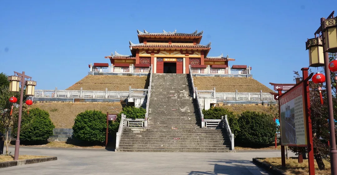 A scenic view of Beihai Hepu Hanmuqun