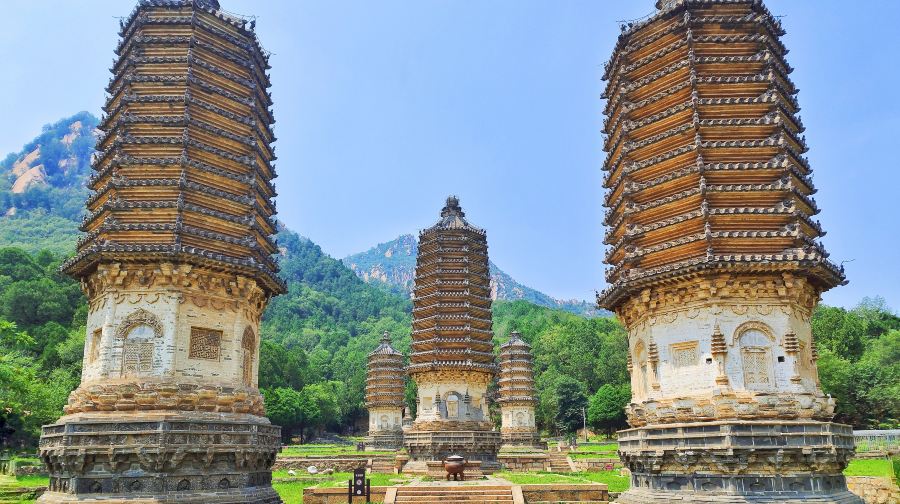A scenic view of Beijing Changping Yinshan Talin