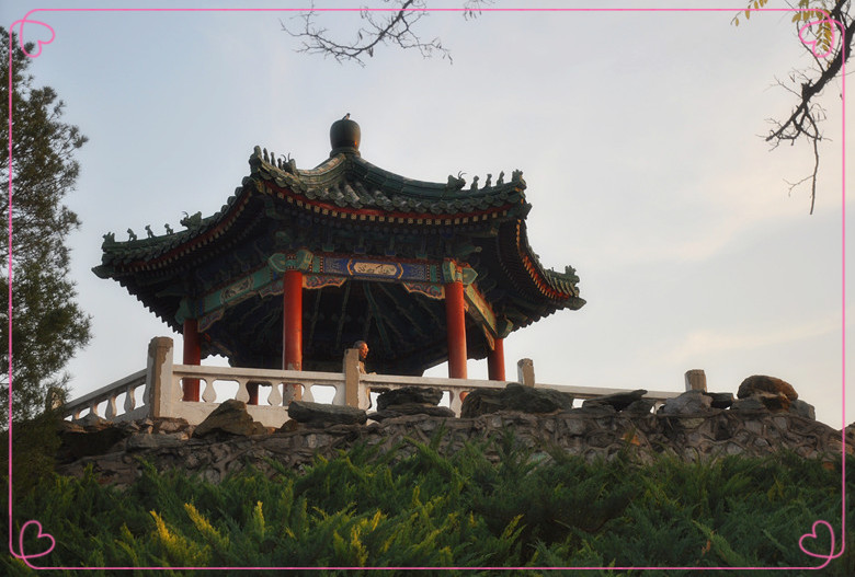 A scenic view of Beijing Chaoyang Ritan