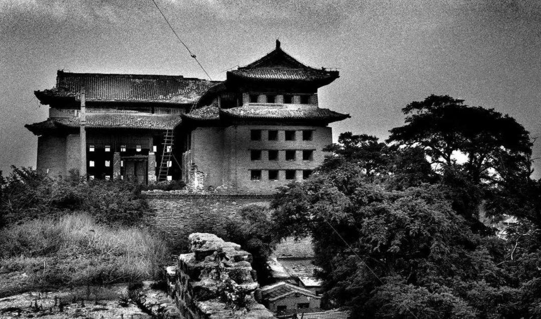 A scenic view of Beijing Dongcheng Ming Beijingcheng Chengqiang Yicun