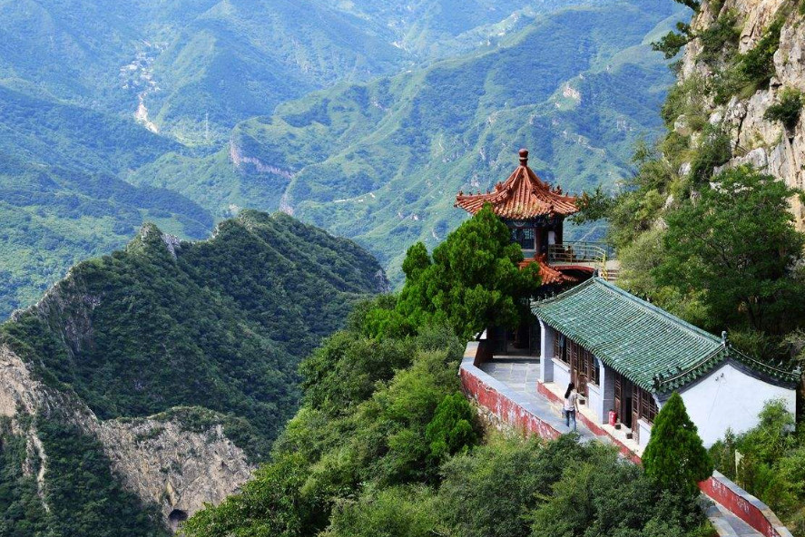A scenic view of Beijing Fangshan Jinling