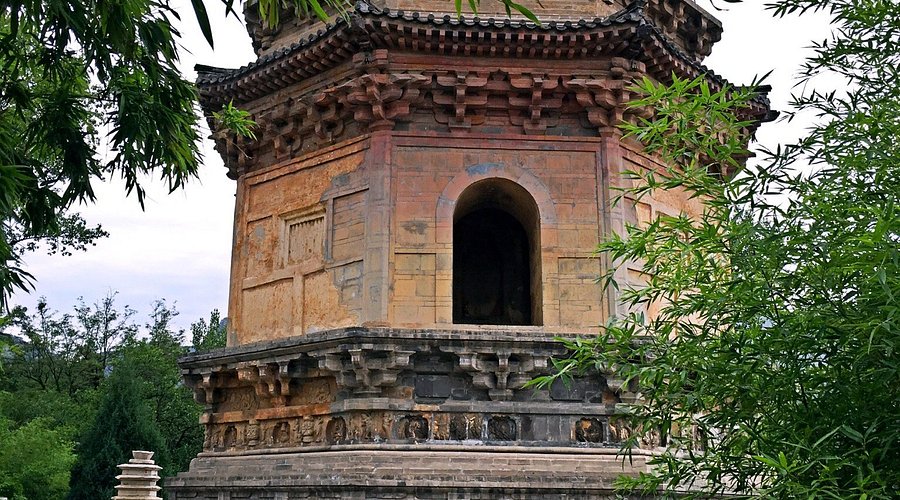 A scenic view of Beijing Fangshan Yunjusi Ta Ji Shijing
