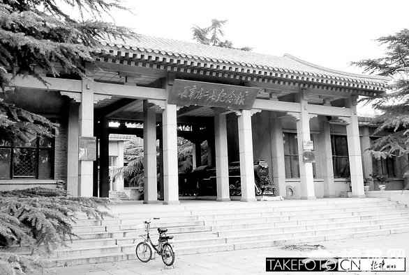 Cultural Insights: Why Erqi Lieshi Mu in Fengtai Should Be on Your Beijing Itinerary