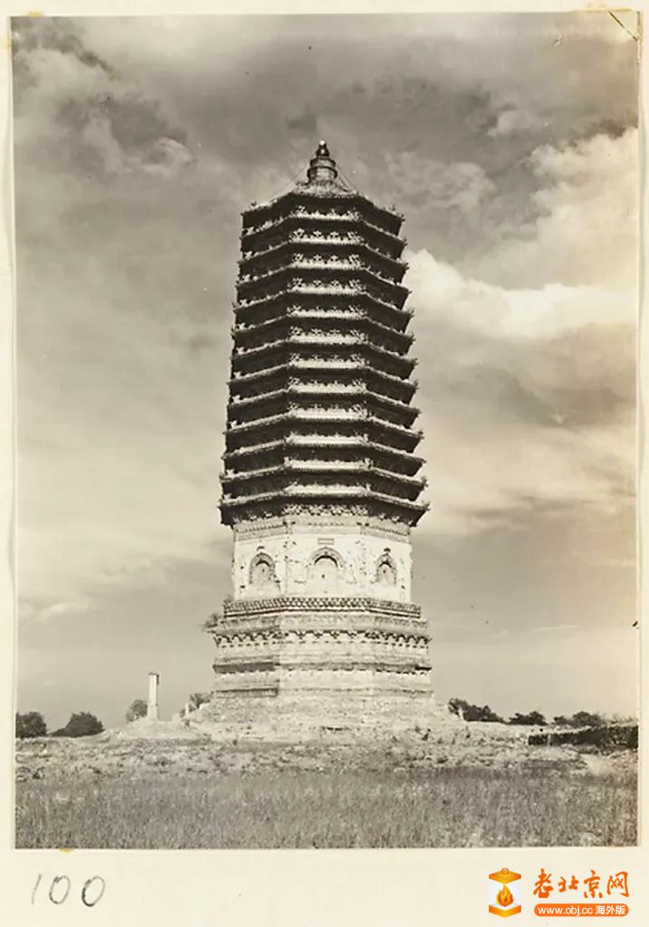A scenic view of Beijing Haidian Cishousi Ta