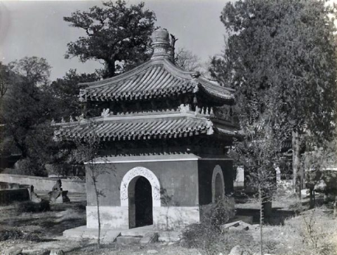 A scenic view of Beijing Haidian Dajuesi