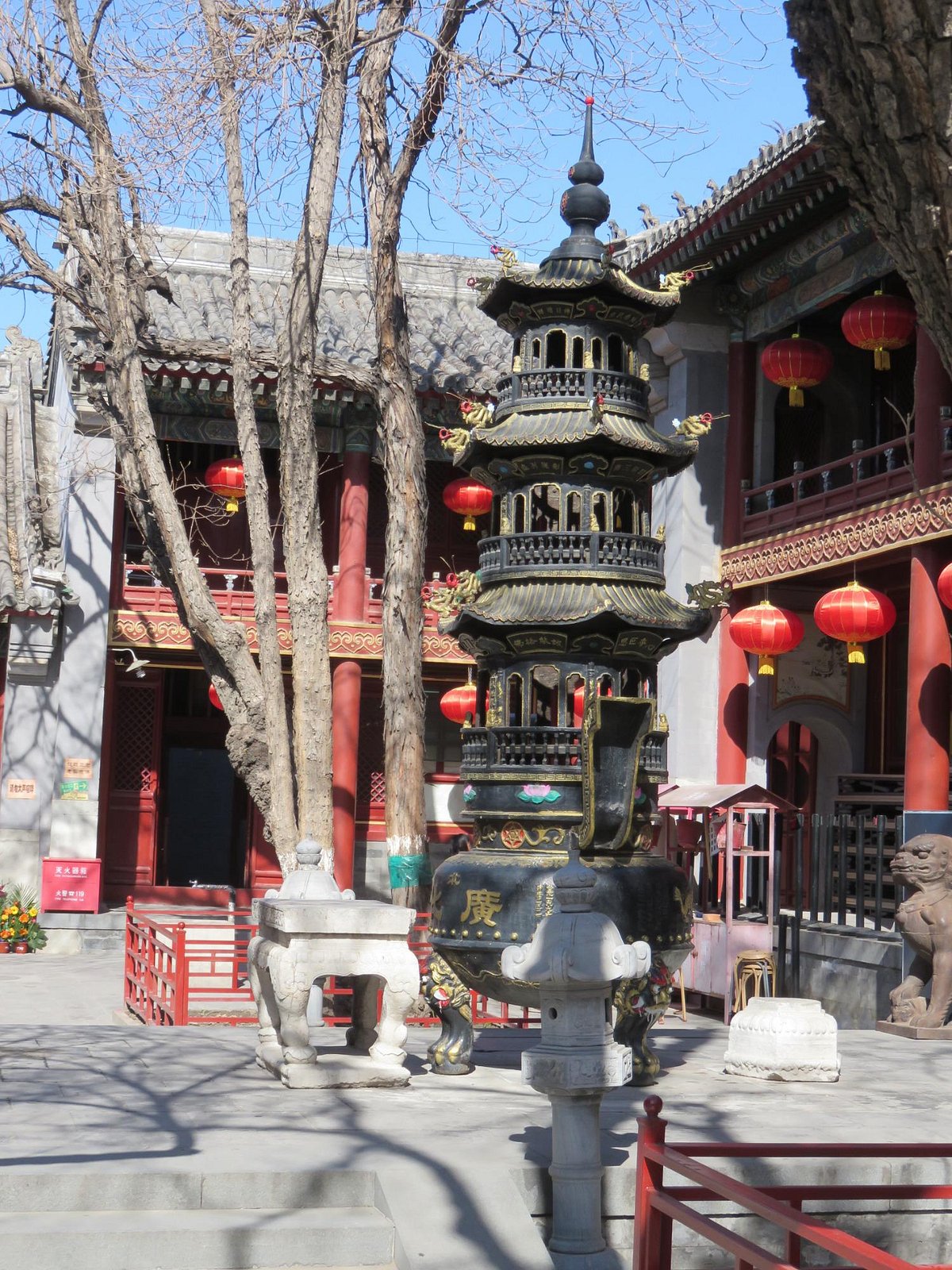 A scenic view of Beijing Xicheng Guanyuemiao