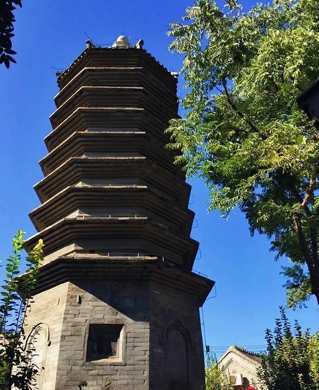 A scenic view of Beijing Xicheng Wansong Laorenti