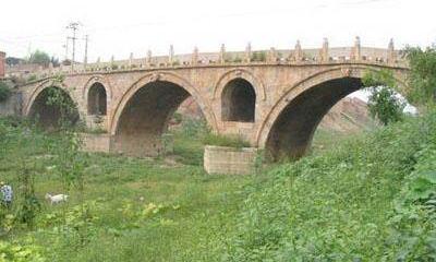 A scenic view of Cangzhou Dengying Bridge