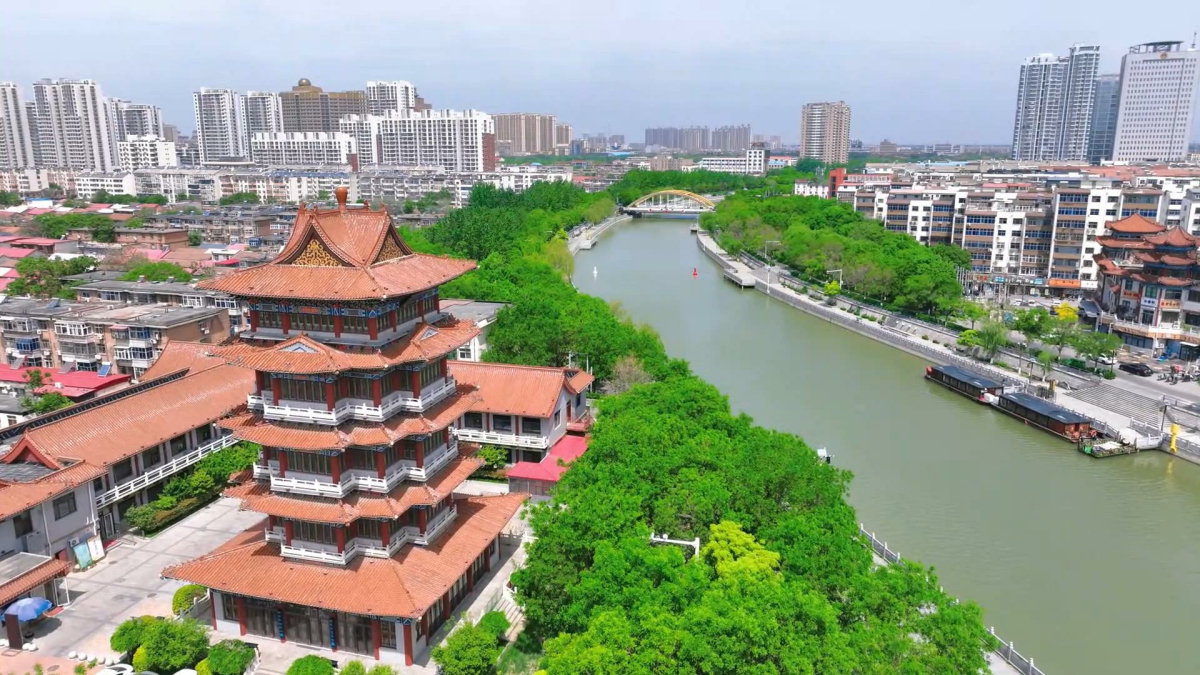 A scenic view of Cangzhou Jiu Cheng