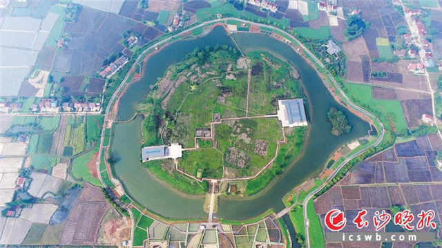 A scenic view of Changde Huachenggang Yizhi