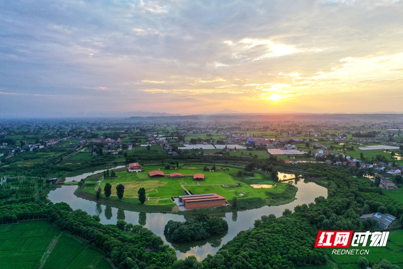 A scenic view of Changde Pengtoushan Yizhi