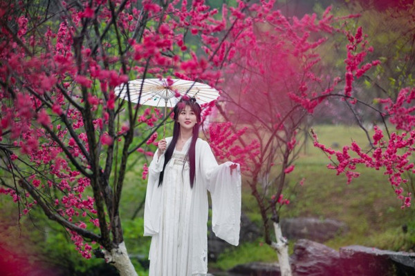 A scenic view of Changde Sanyuangong Yizhi