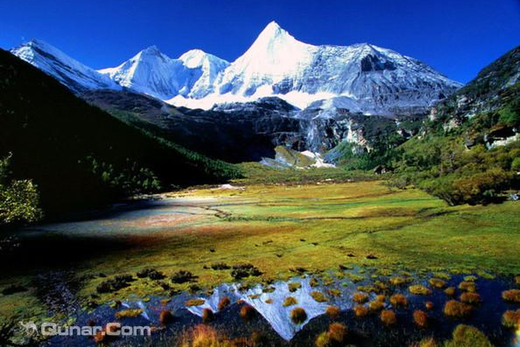 A scenic view of Changdu Chajiema Dadian