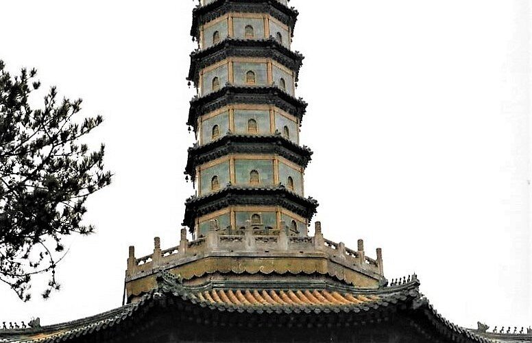 A scenic view of Chengde Xumi Fushou Temple