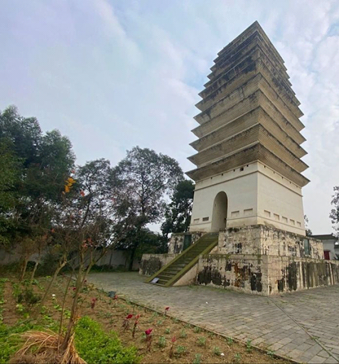 A scenic view of Chengdu Pengzhou Fota