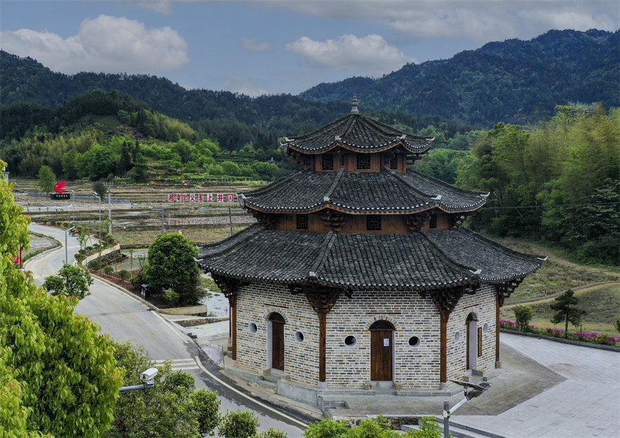 A scenic view of Chenzhou Hong Sijun Qianwei Kuodahuiyi Jiuzhi