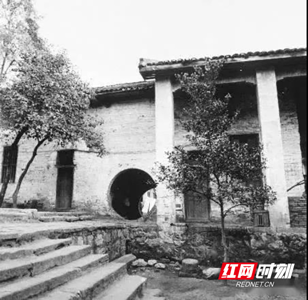 Experience Tranquility at Chenzhou Hong Sijun Qianwei Kuodahuiyi Jiuzhi: Tips for Travelers