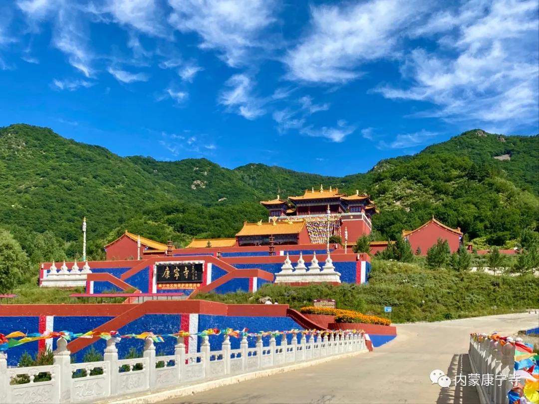 A scenic view of Chifeng Lingyuesi