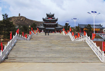 A scenic view of Chifeng Lingyuesi