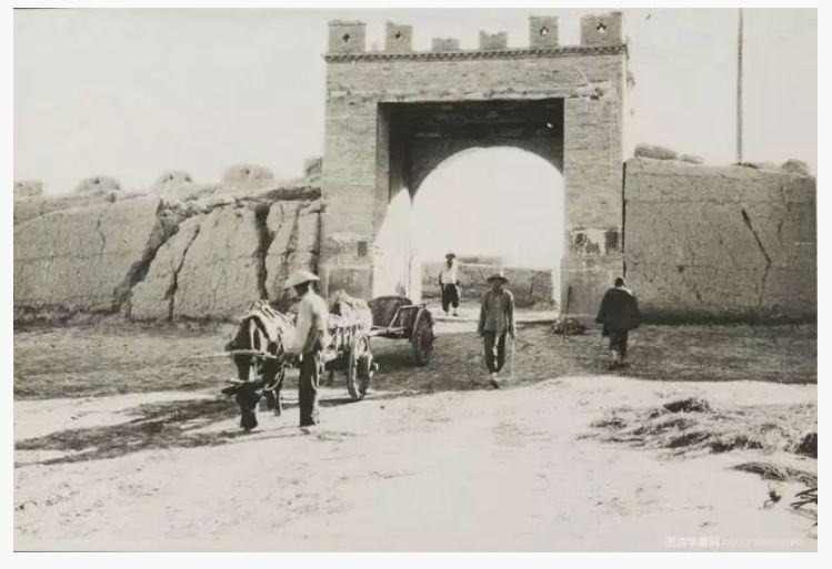 A scenic view of Chifeng Qinhuarijunmushixiagongshijiuzhi