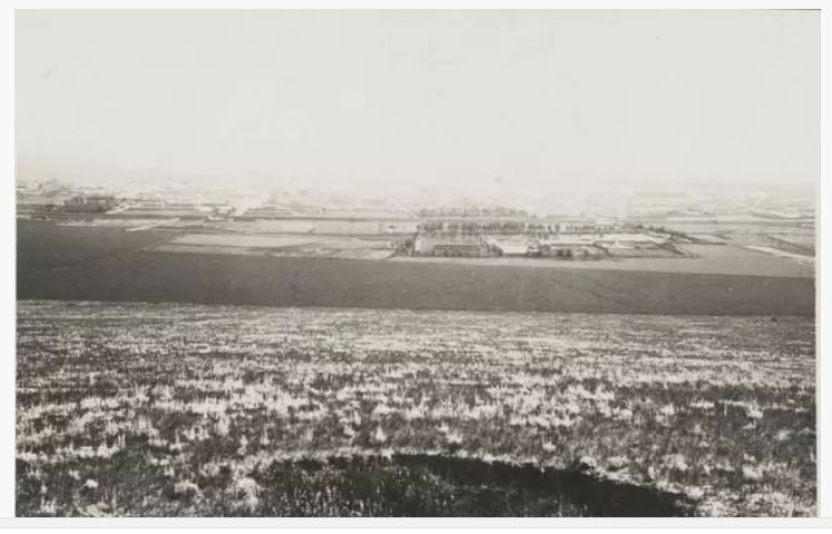 A scenic view of Chifeng Xiaoheishigoumuqun
