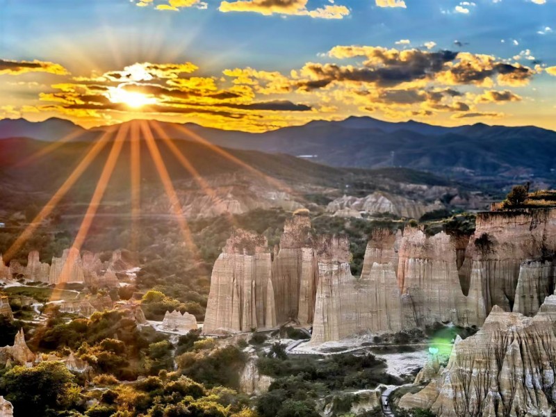 A scenic view of Chuxiong Wanjiaba Gumuqun