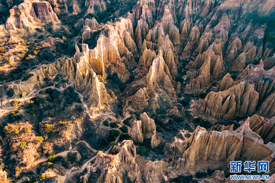A scenic view of Chuxiong Yuanmou Yuanren Yizhi