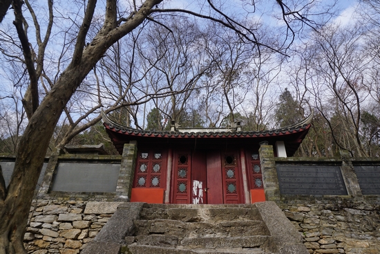 A scenic view of Chuzhou Langyashan Moya Shike Ji Beike
