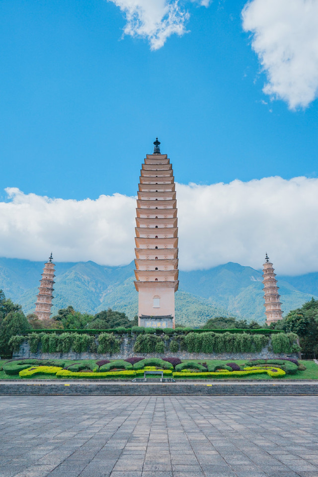 A scenic view of Dali Changchundong Dengjuesi