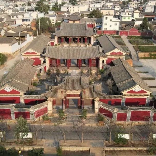 A scenic view of Dali Zhoucheng Wenmiao He Wumiao