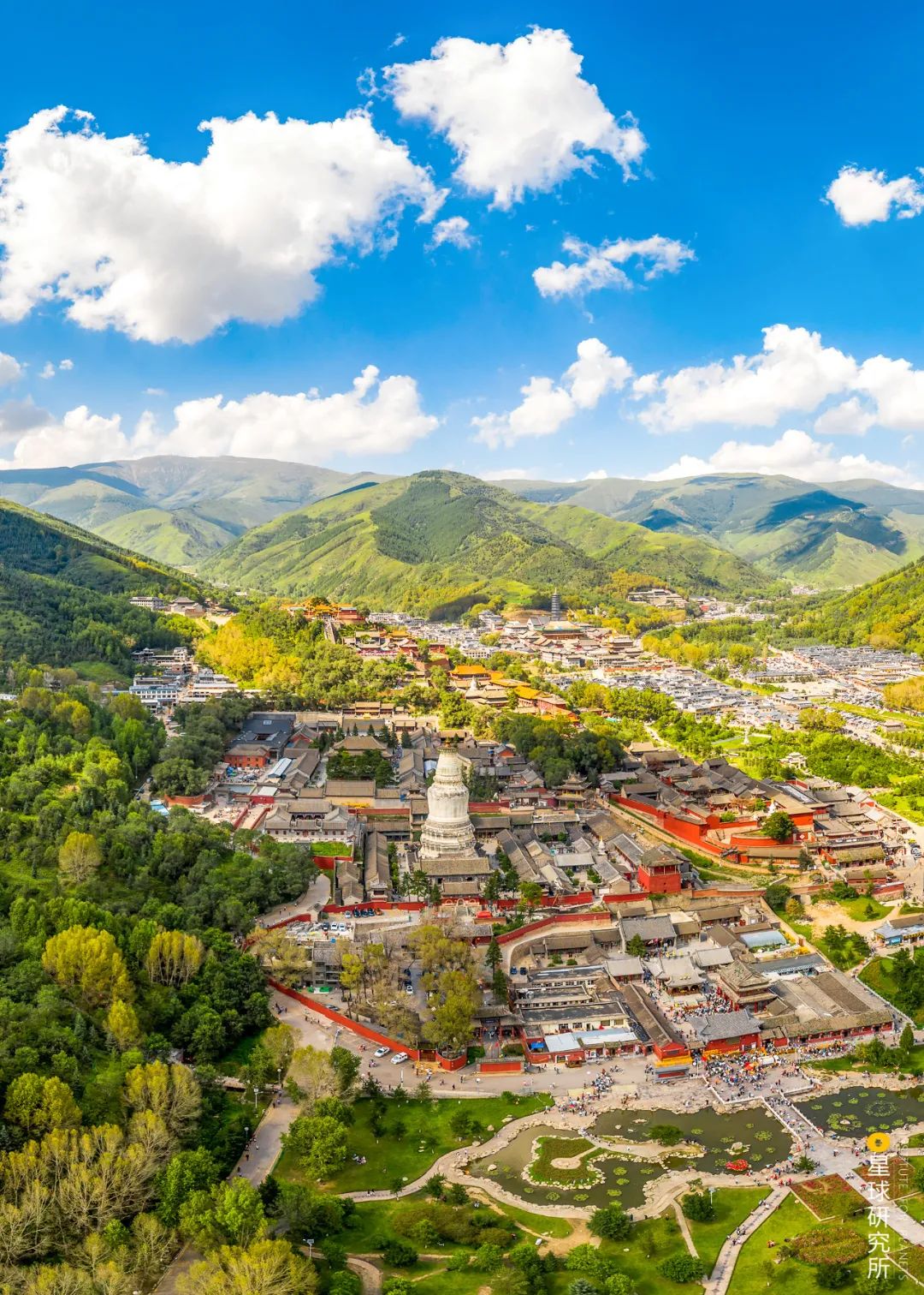A scenic view of Datong Guchengbao Tomb Group