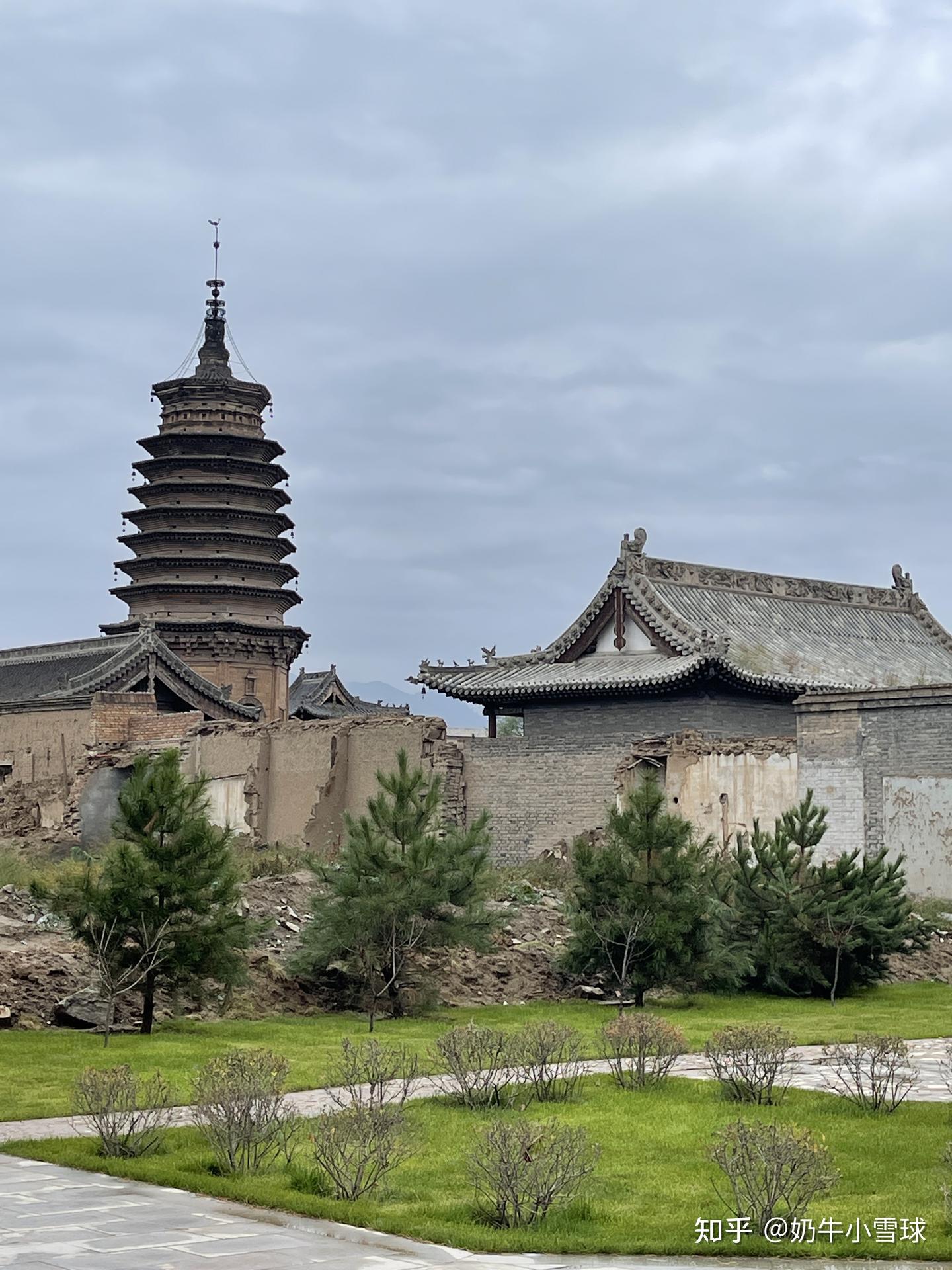 A scenic view of Datong Hunyuan Yuanjue Temple Pagoda