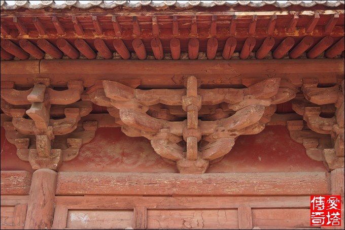 A scenic view of Datong Jingzhuang Dayun Temple Hall